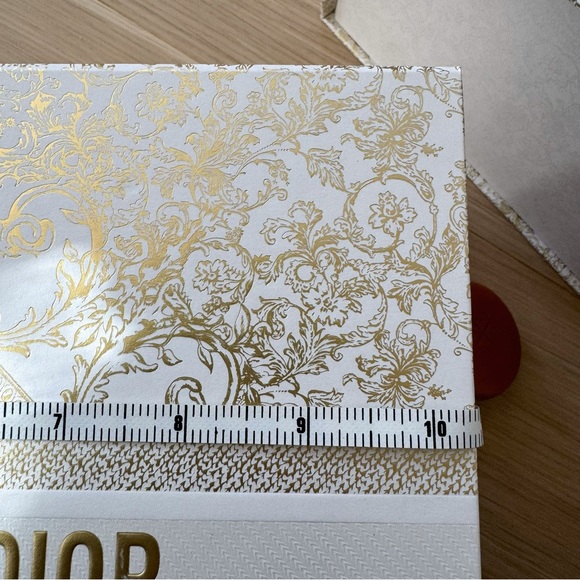 Christian Dior La Collection Privée Dior Holiday Gift Box Limited - Picture 10 of 12
